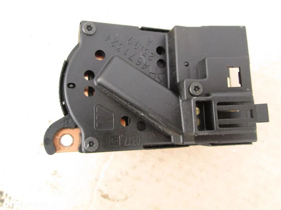 kostka stacyjki chrysler voyager stratus sebring neon piti jeep cherok - 3