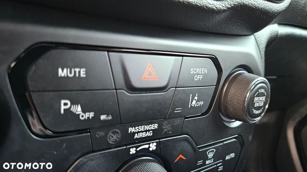 Jeep Renegade 1.3 T-GDI Automatik Longitude - 33