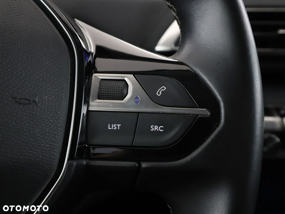 Peugeot 3008 1.2 PureTech Allure - 31