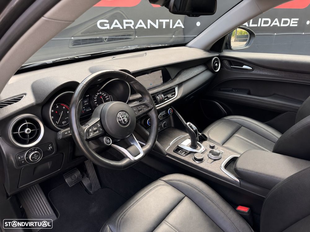 Alfa Romeo Stelvio 2.2 16V AT8 Super - 11
