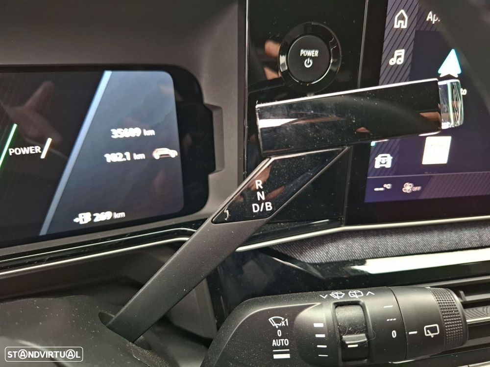 Renault 5 E-Tech 52 kWh Techno Autonomia Conforto - 16