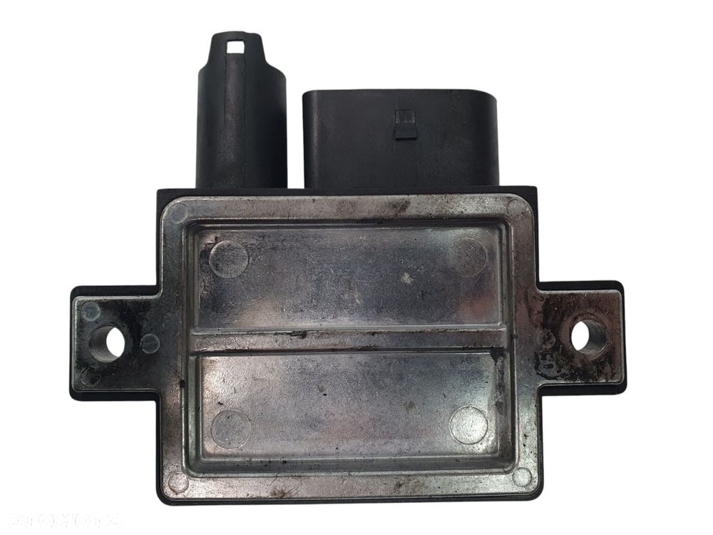 PRZEKAŹNIK ŚWIEC ŻAROWYCH BMW E46 E60 E61 E87 2.0 D 0522120102 12218591723 - 8