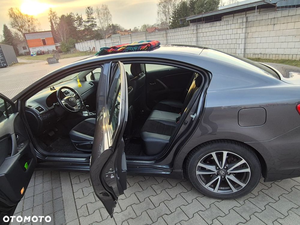 Toyota Avensis 2.2 D-CAT Prestige - 9