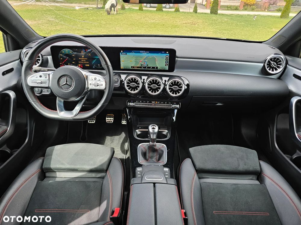 Mercedes-Benz Klasa A 180 d AMG Line - 19
