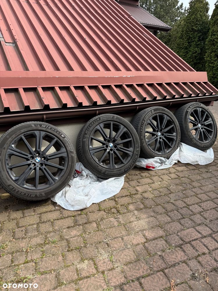 Oryginalne felgi BMW czarne R20 cali uzywane 36116883765 x5 x6 748M czarna - 1