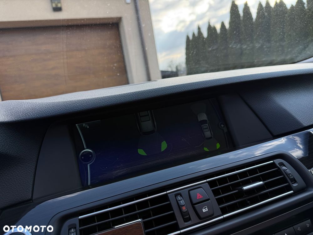 BMW Seria 5 520d - 22