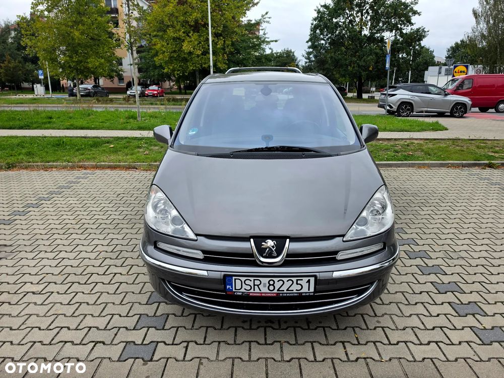 Peugeot 807 HDi 135 Premium - 17