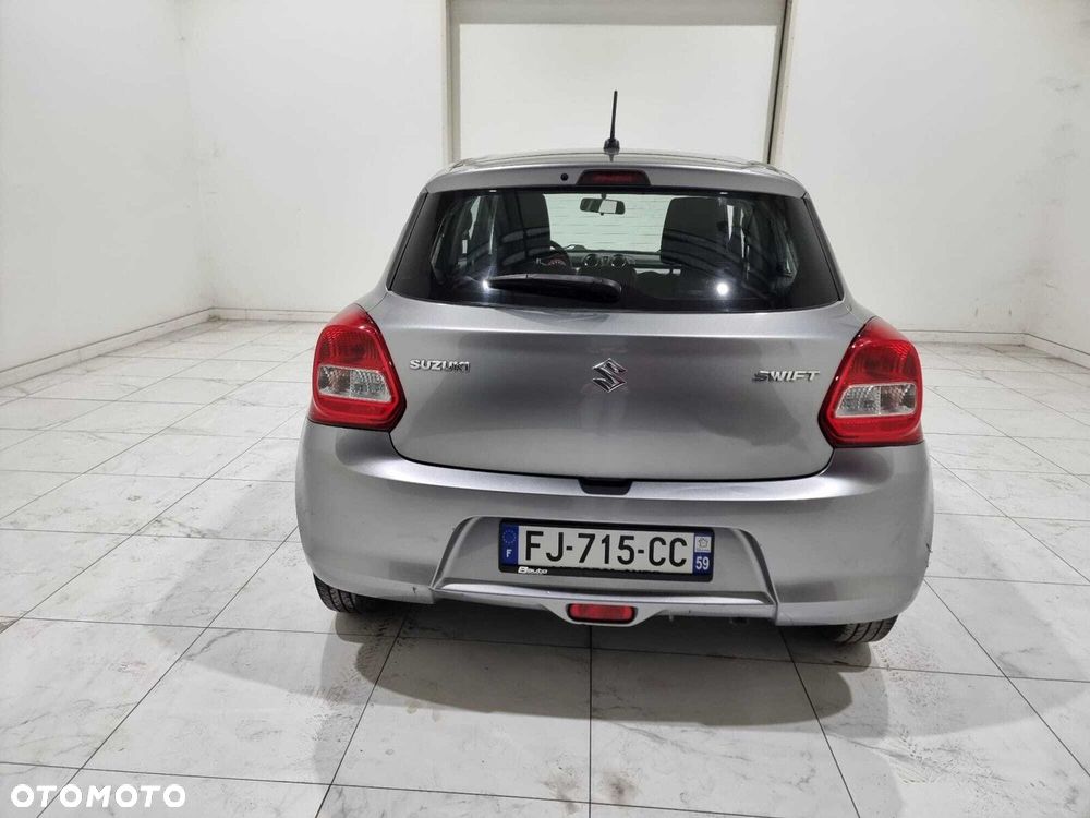 Suzuki Swift - 7
