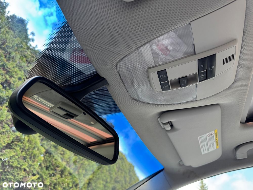 Mercedes-Benz Klasa B 200 Autotronic Special Edition - 12