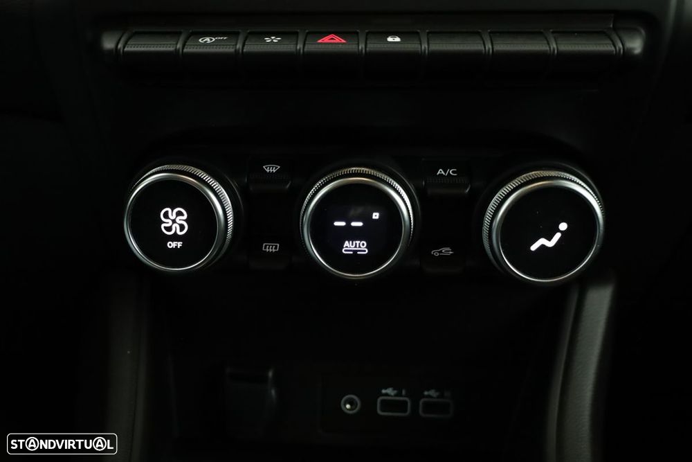 Renault Captur 1.0 TCe Techno - 12