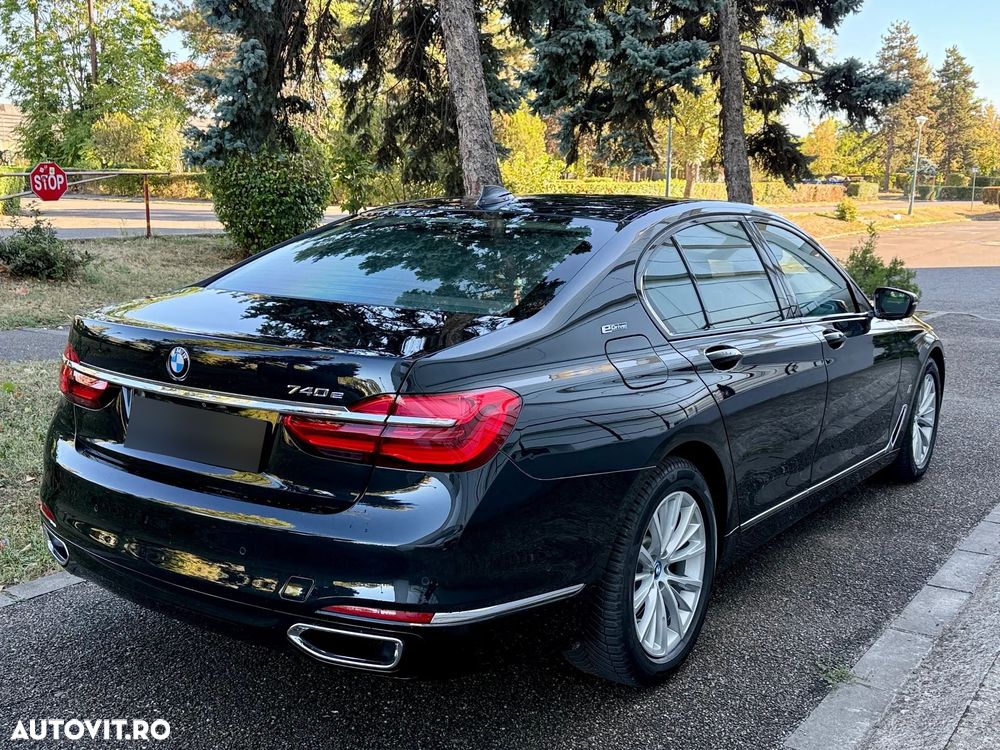 BMW Seria 7 740i Aut. - 7