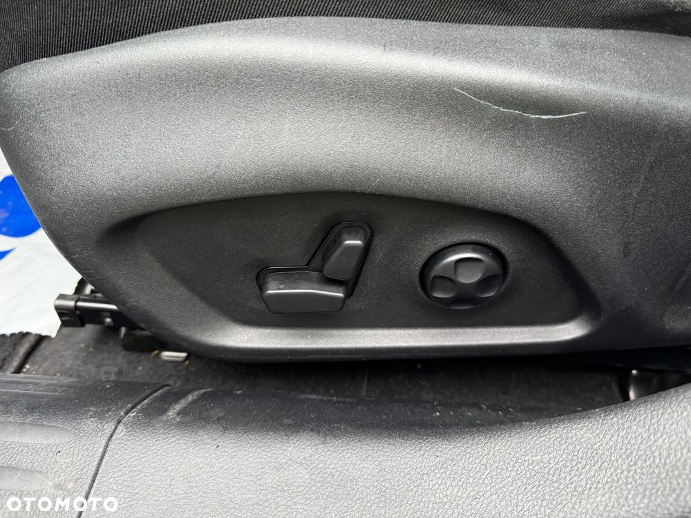 Jeep Compass - 31
