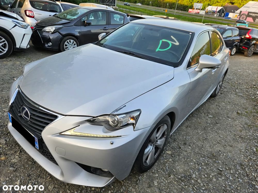 Lexus IS 300h Prestige EU6 - 6