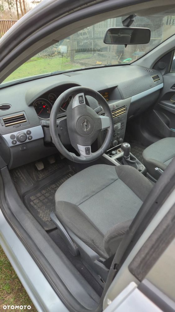 Opel Astra - 8