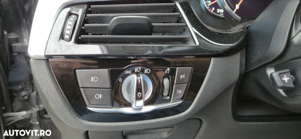 BMW Seria 5 530d Aut. Luxury Line - 10