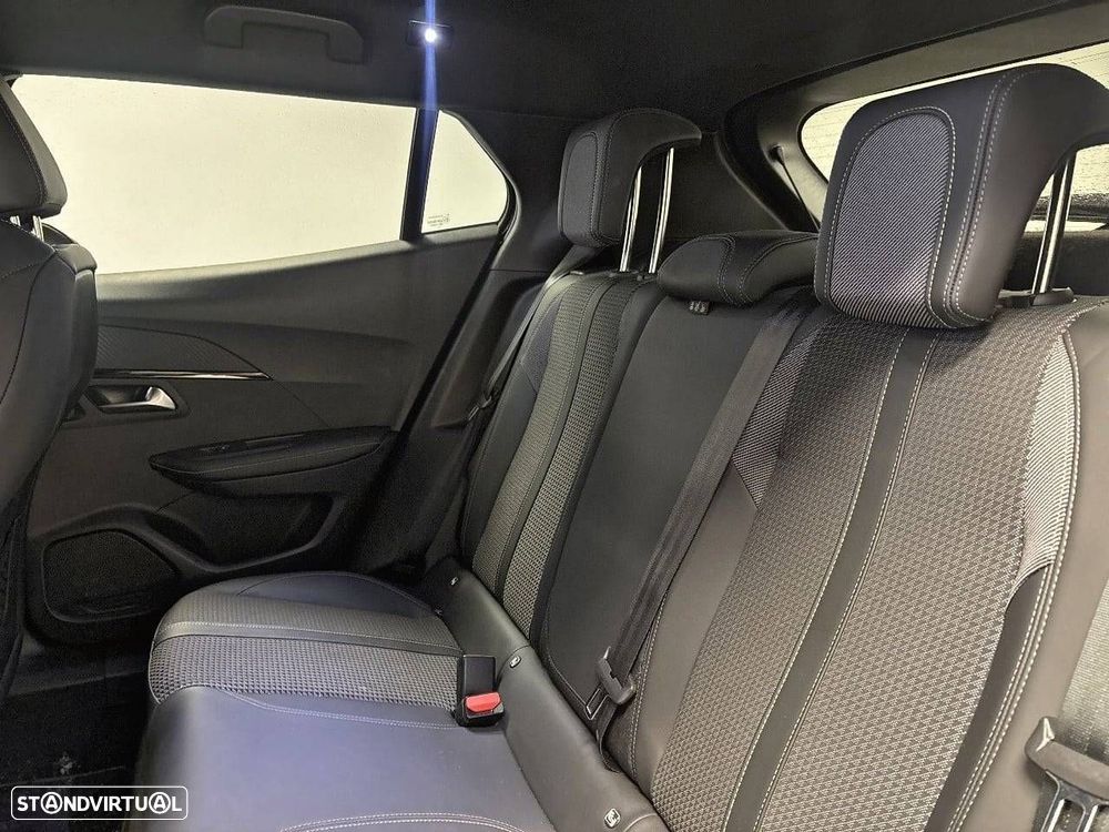 Peugeot 2008 1.5 BlueHDi GT EAT8 - 10