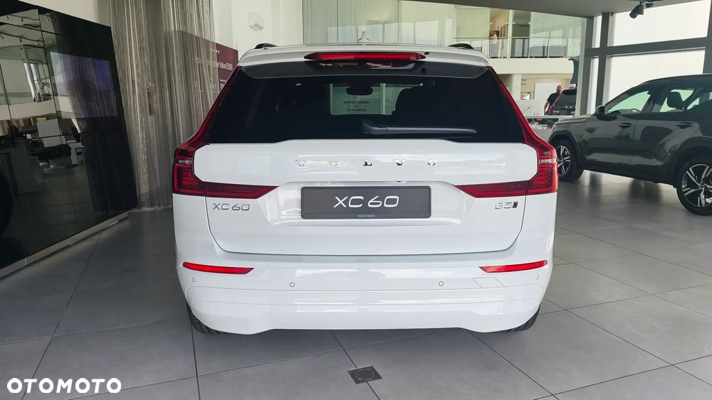 Volvo XC 60 B5 B AWD Core - 6