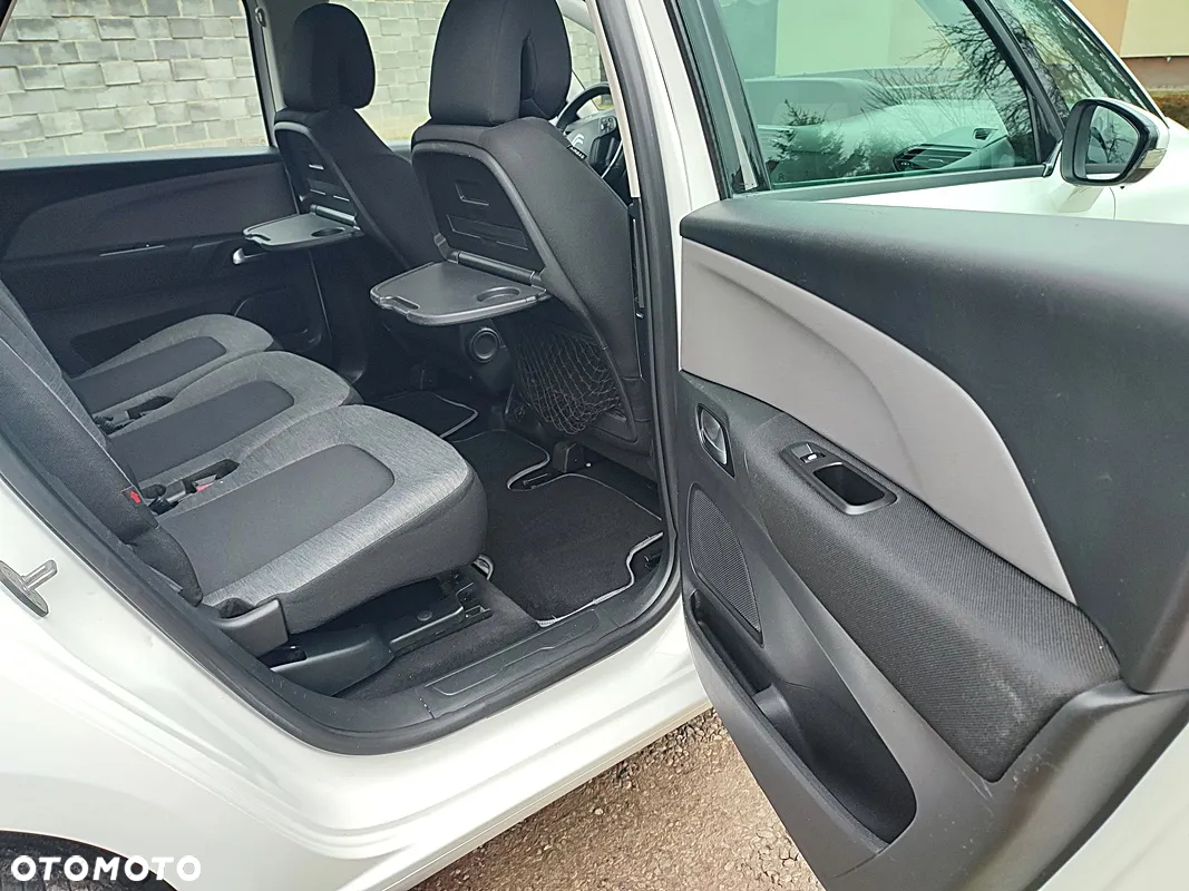 Citroën C4 Picasso PureTech 110 Stop&Start LIVE - 19