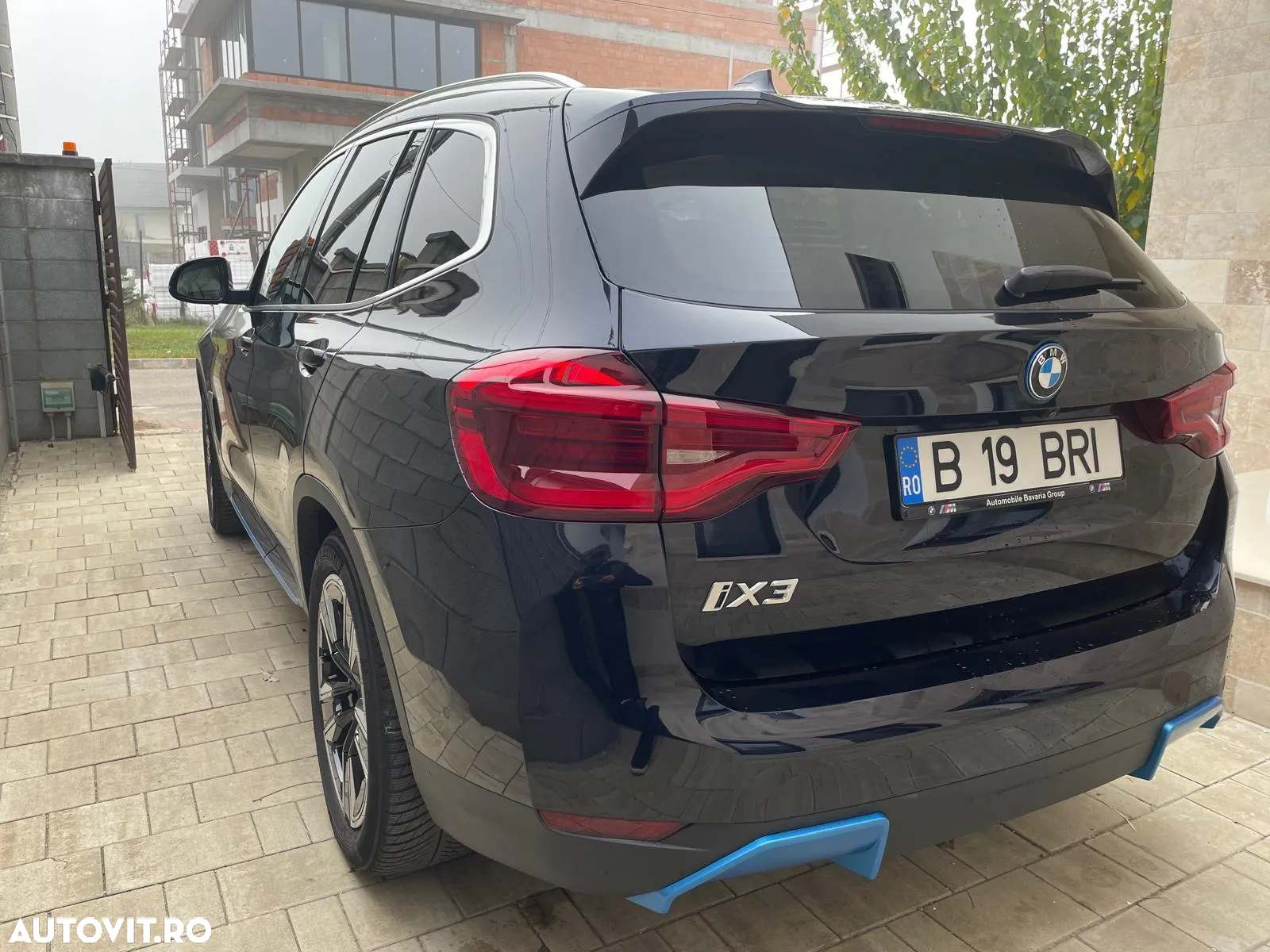 BMW iX3 Standard - 4