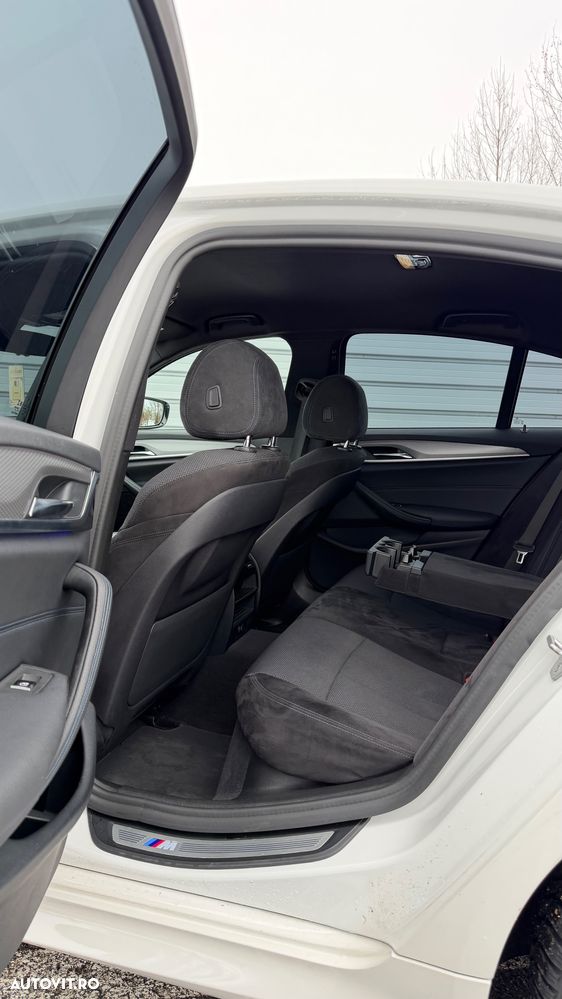 BMW Seria 5 520d AT - 15