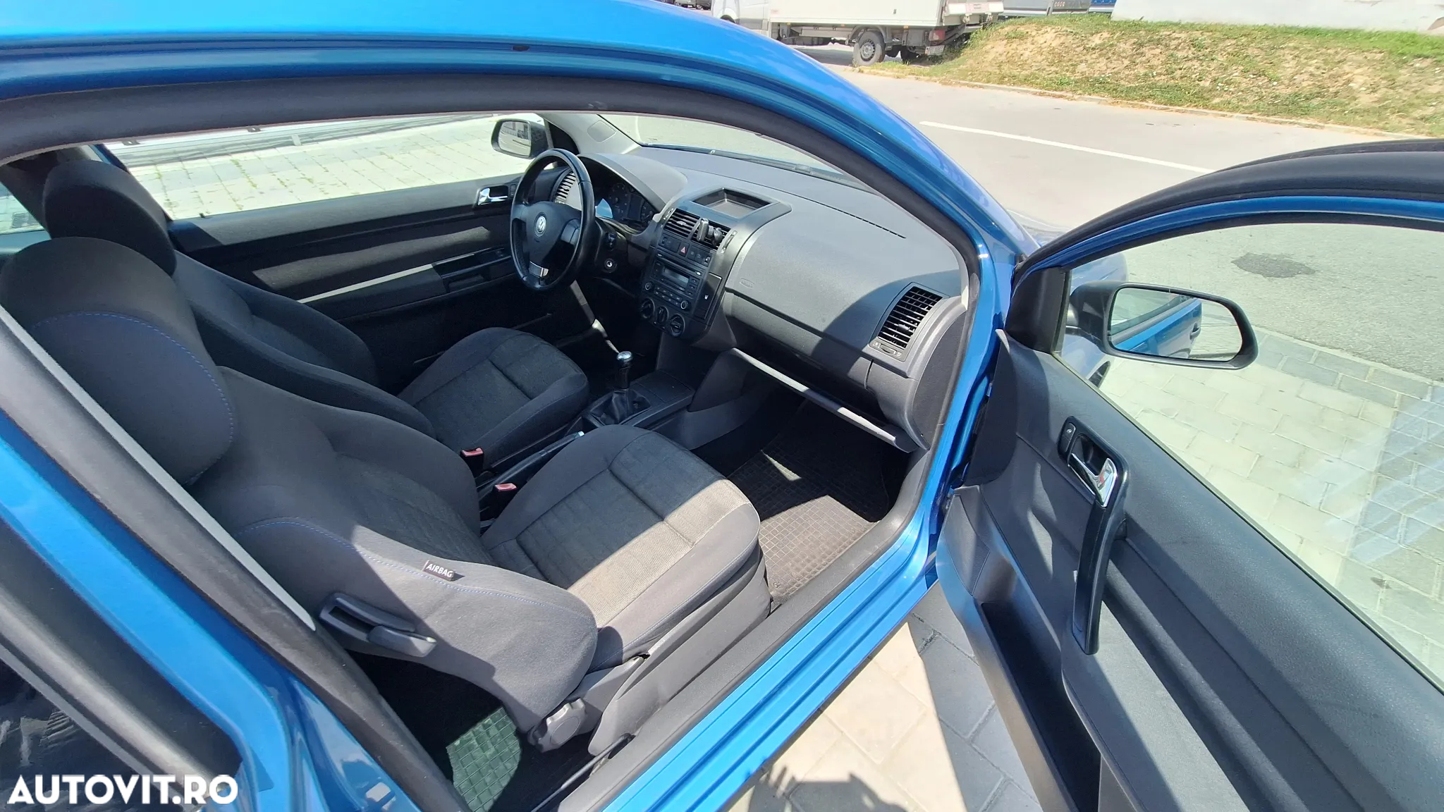 Volkswagen Polo - 5