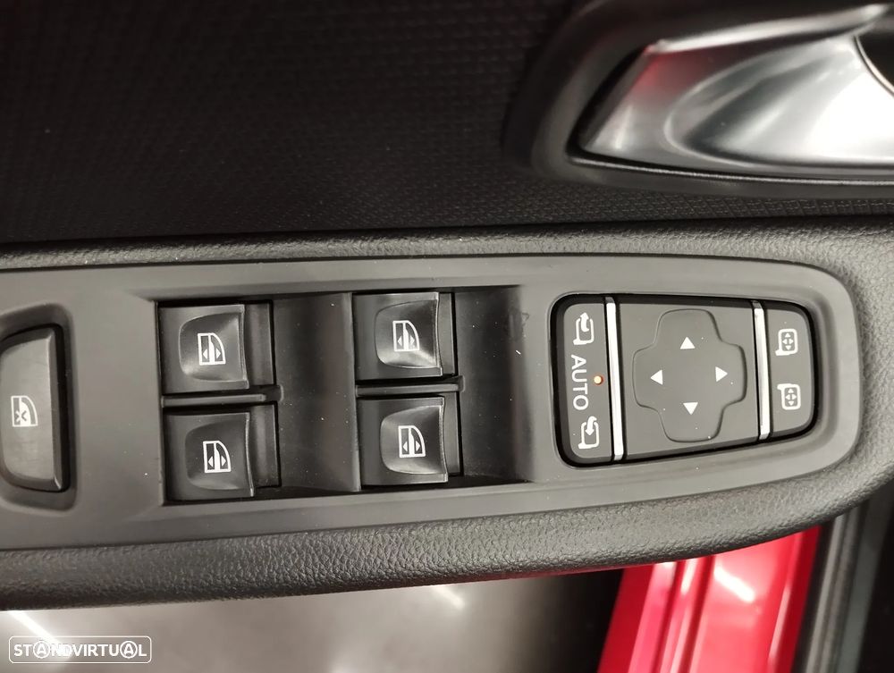 Renault Clio Sport Tourer 1.5 dCi GT Line - 17