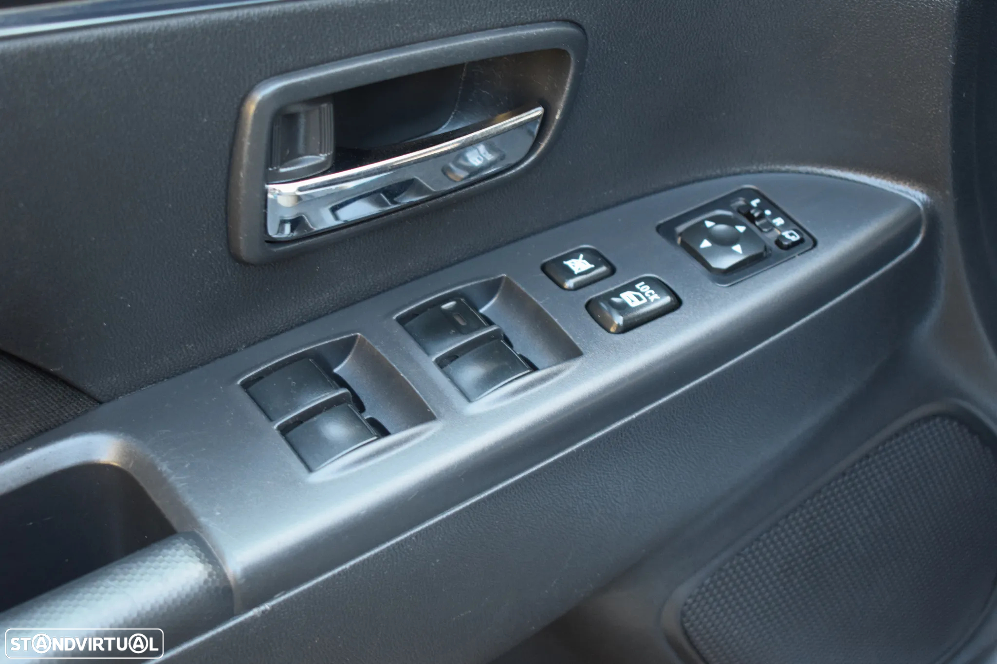 Mitsubishi ASX 1.6 DI-D Intense Black Edition - 44