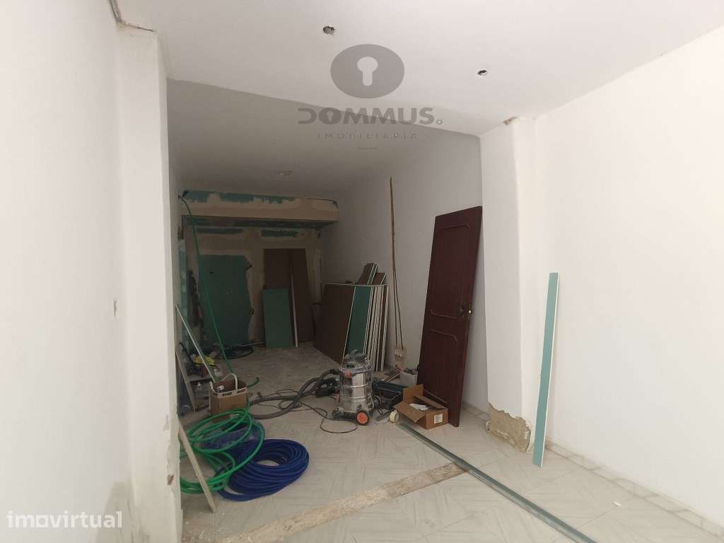 Apartamento T3 totalmente remodelado na Falagueira - Grande imagem: 2/19