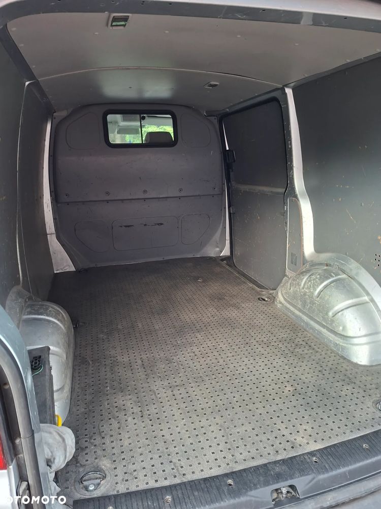 Volkswagen T5 - 8