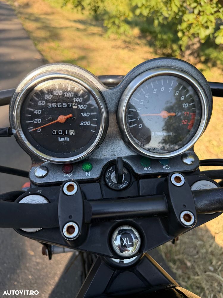 Suzuki GS 500E - 7