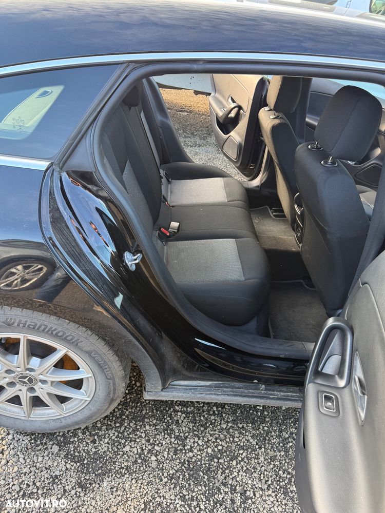 Mercedes-Benz CLA - 30