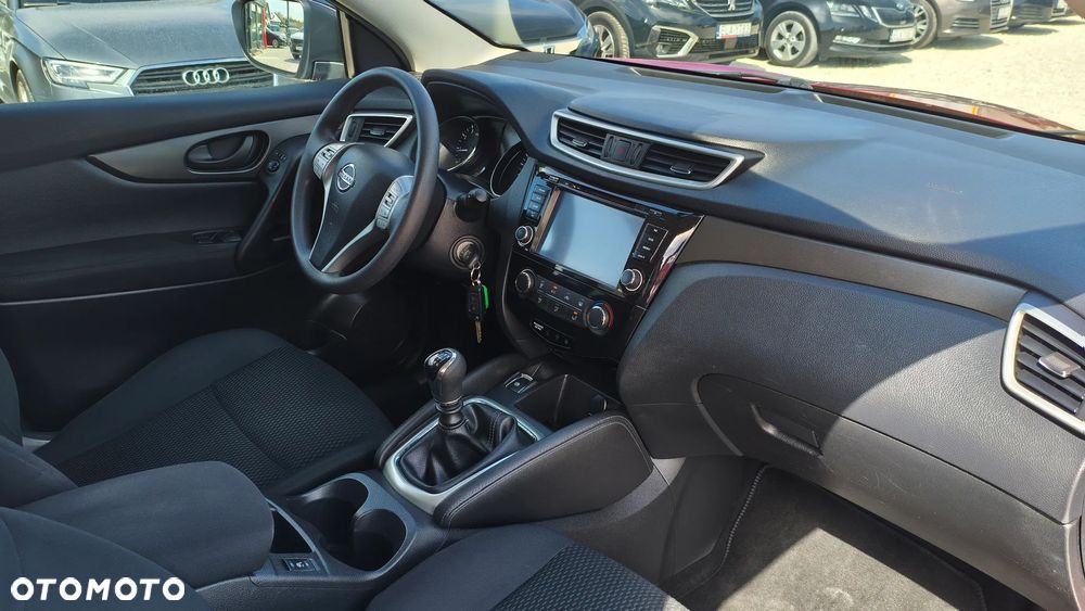 Nissan Qashqai 1.6 DIG-T N-Connecta - 13