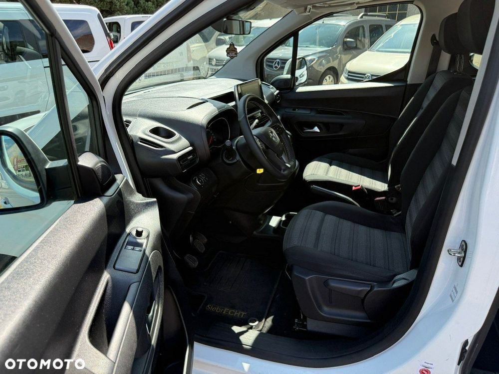 Opel Combo - 13