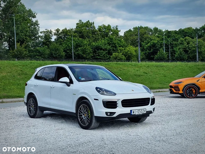 Porsche Cayenne - 3