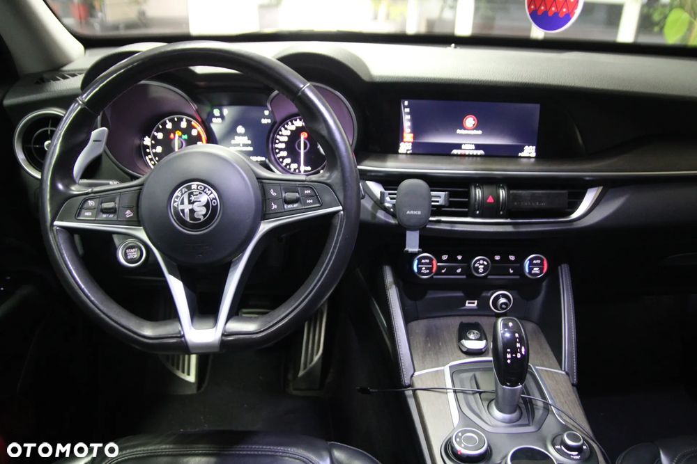 Alfa Romeo Stelvio 2.0 Turbo First Edition Q4 - 10