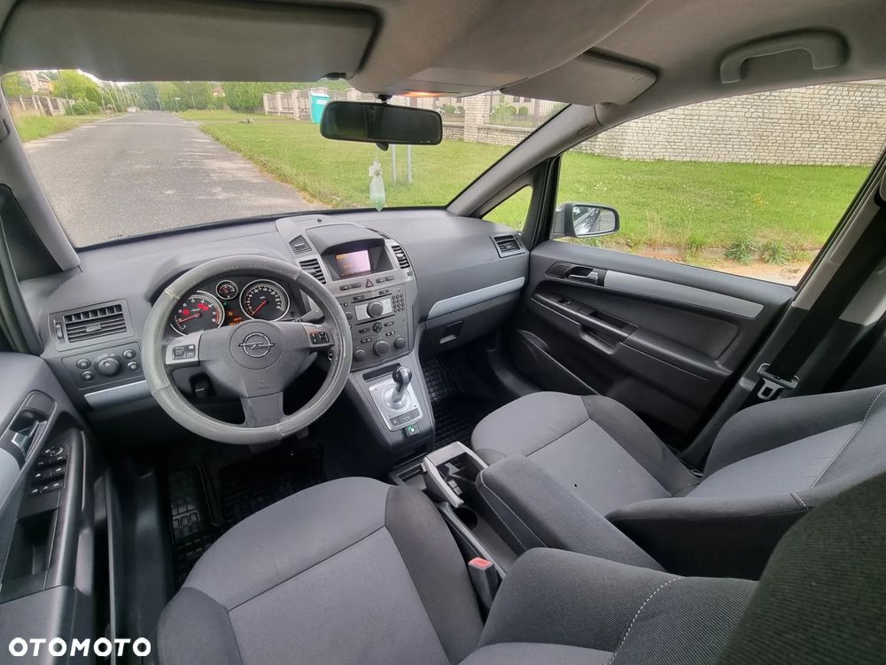 Opel Zafira 1.8 Cosmo EasyTronic EU5 - 4