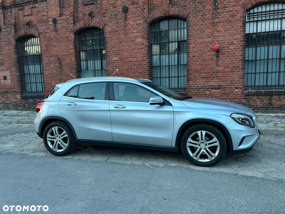 Mercedes-Benz GLA 220 CDI - 4