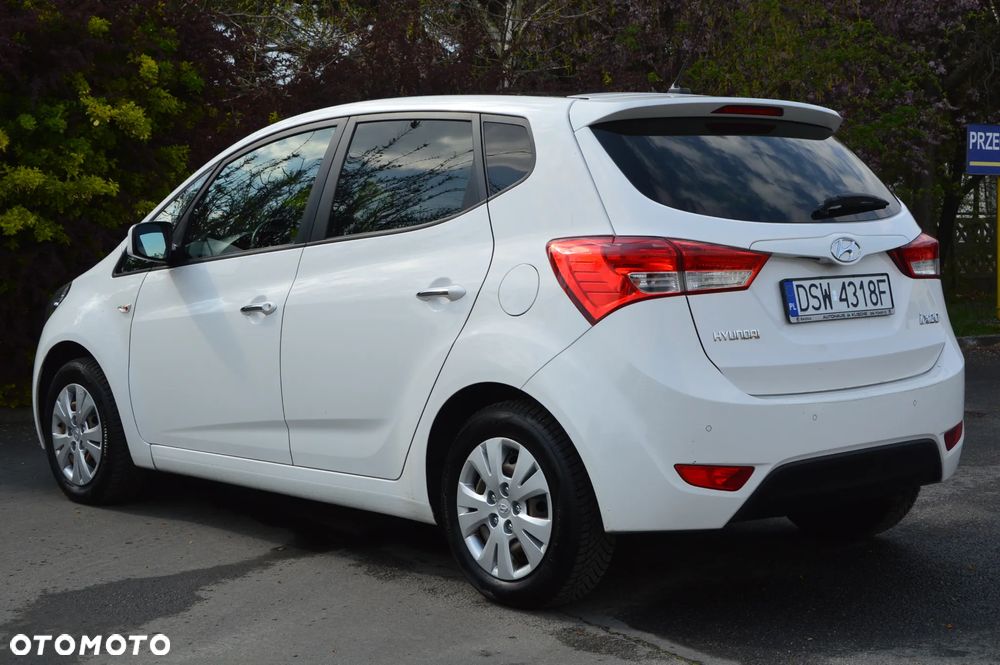 Hyundai ix20 1.4 UEFA EURO 2012 Edition - 22