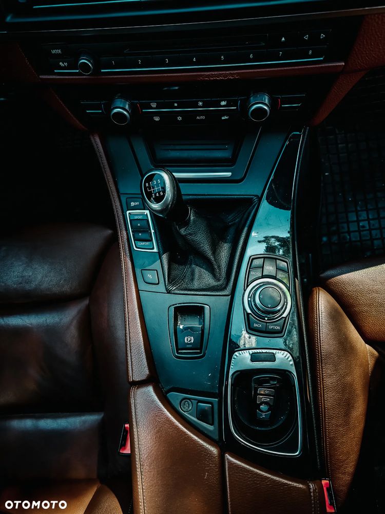 BMW Seria 5 520d Modern Line - 14