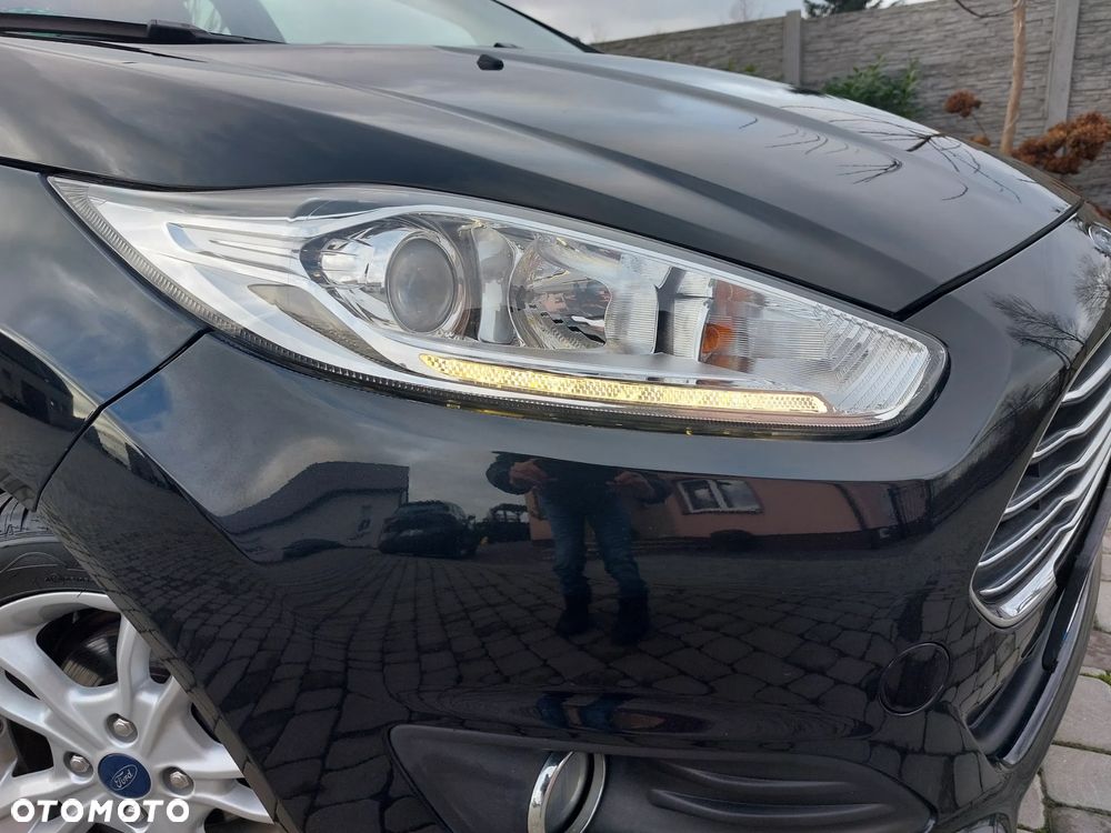 Ford Fiesta 1.0 EcoBoost Champions Edition - 14