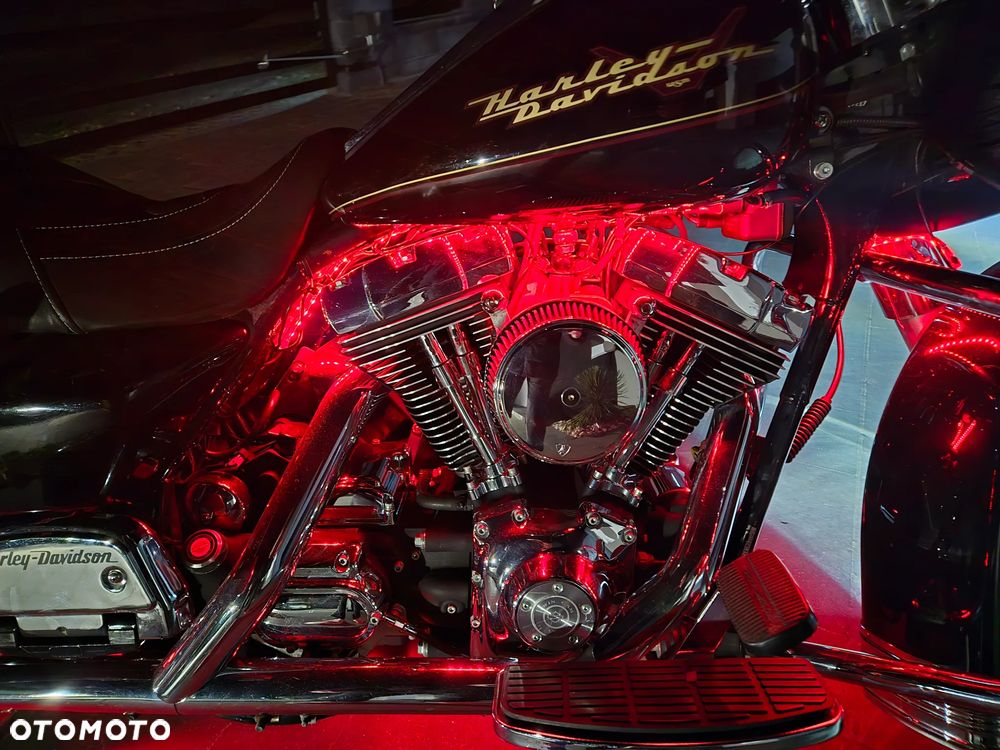 Harley-Davidson Touring Road King - 36