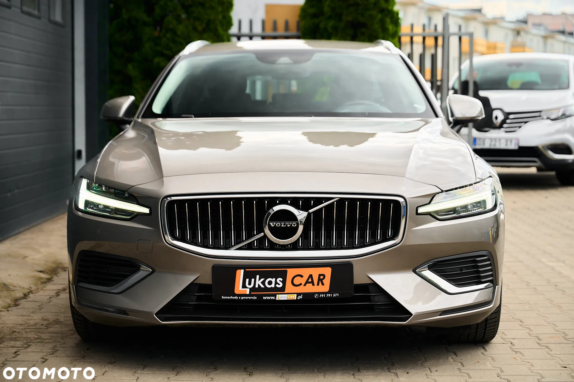 Volvo V60 T6 AWD Plug-In Hybrid Inscription Expression - 4