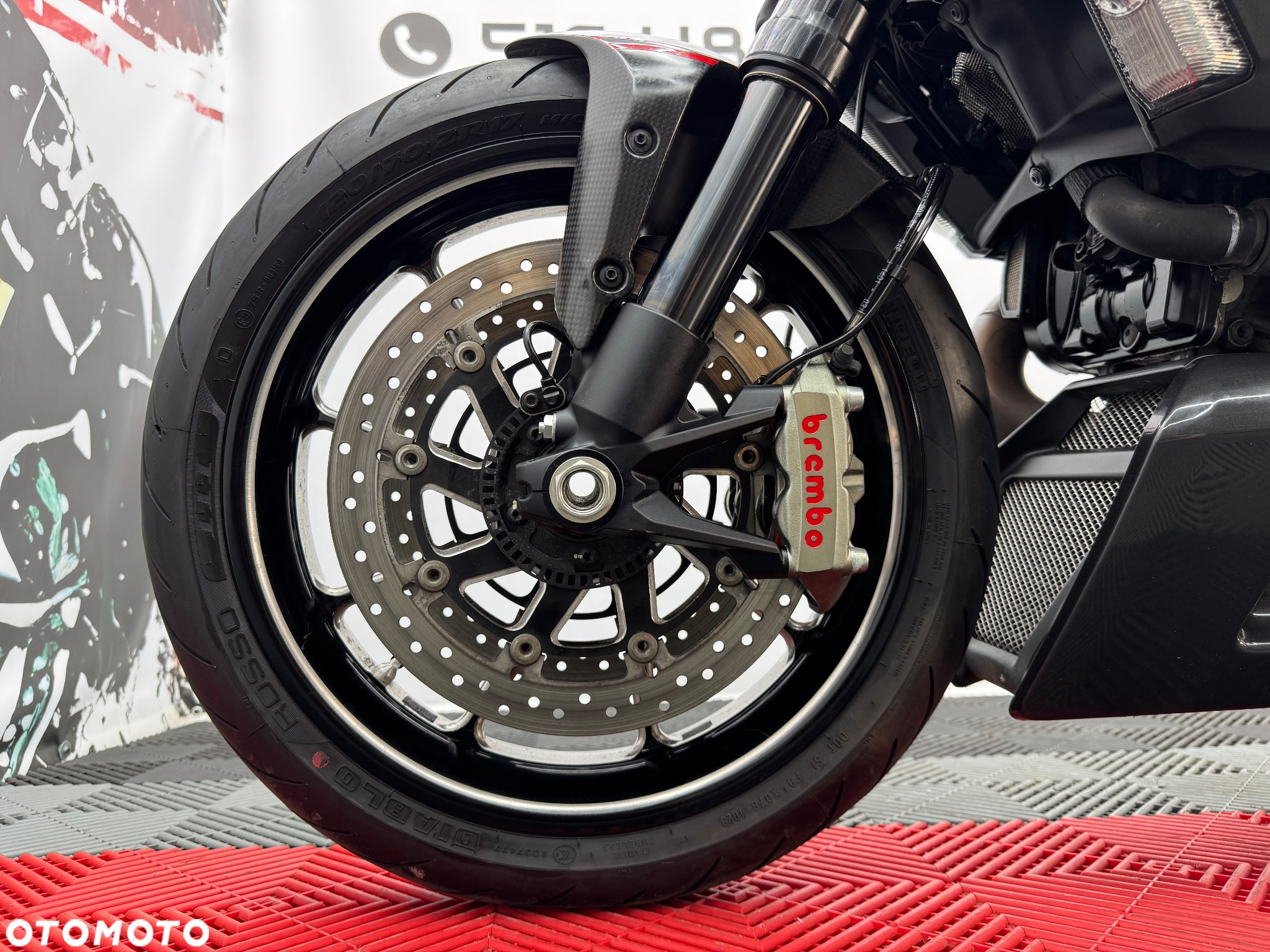 Ducati Diavel - 14