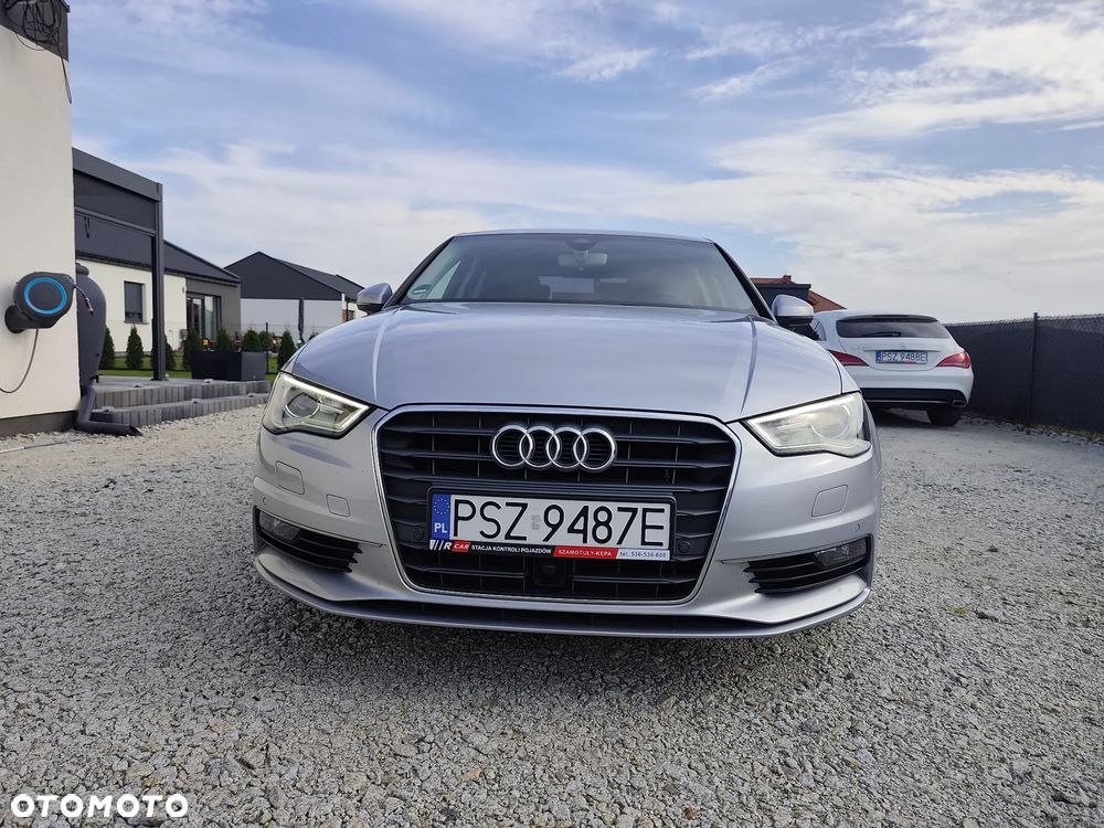 Audi A3 Limousine 1.4 TFSI S tronic Ambiente - 4