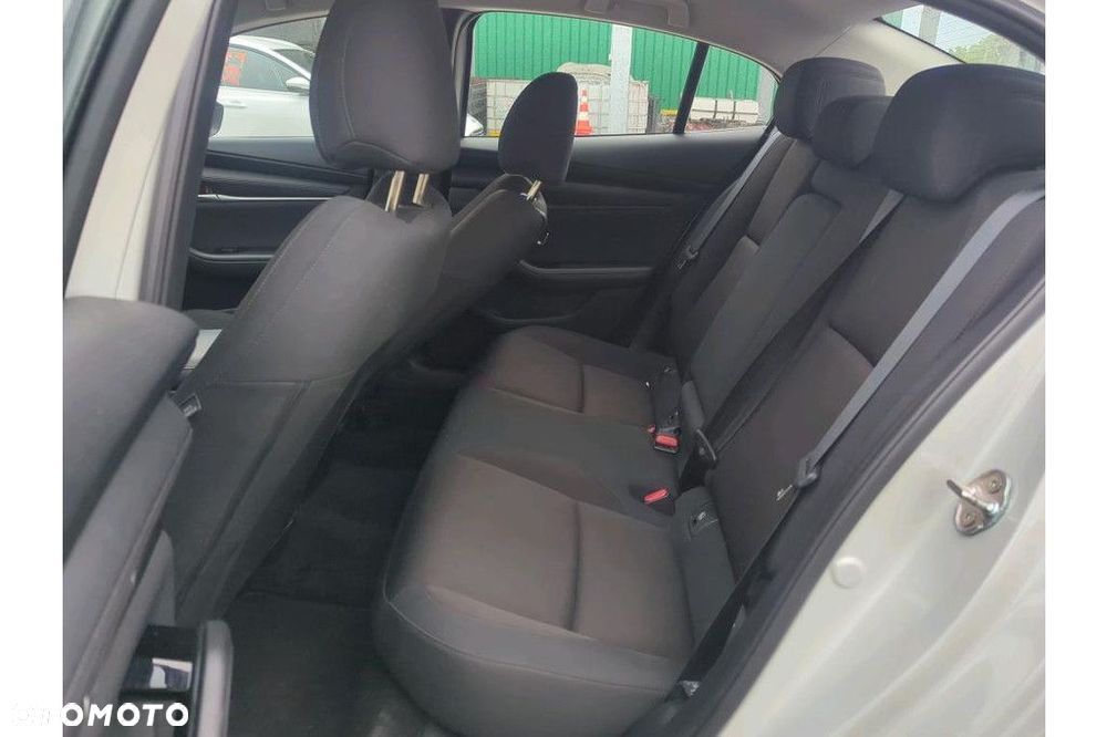 Mazda 3 2.0 mHEV Kai - 8