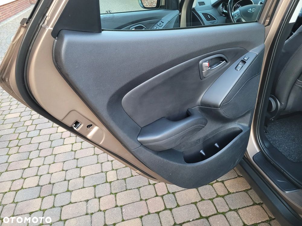 Hyundai ix35 2.0 2WD Trend - 22