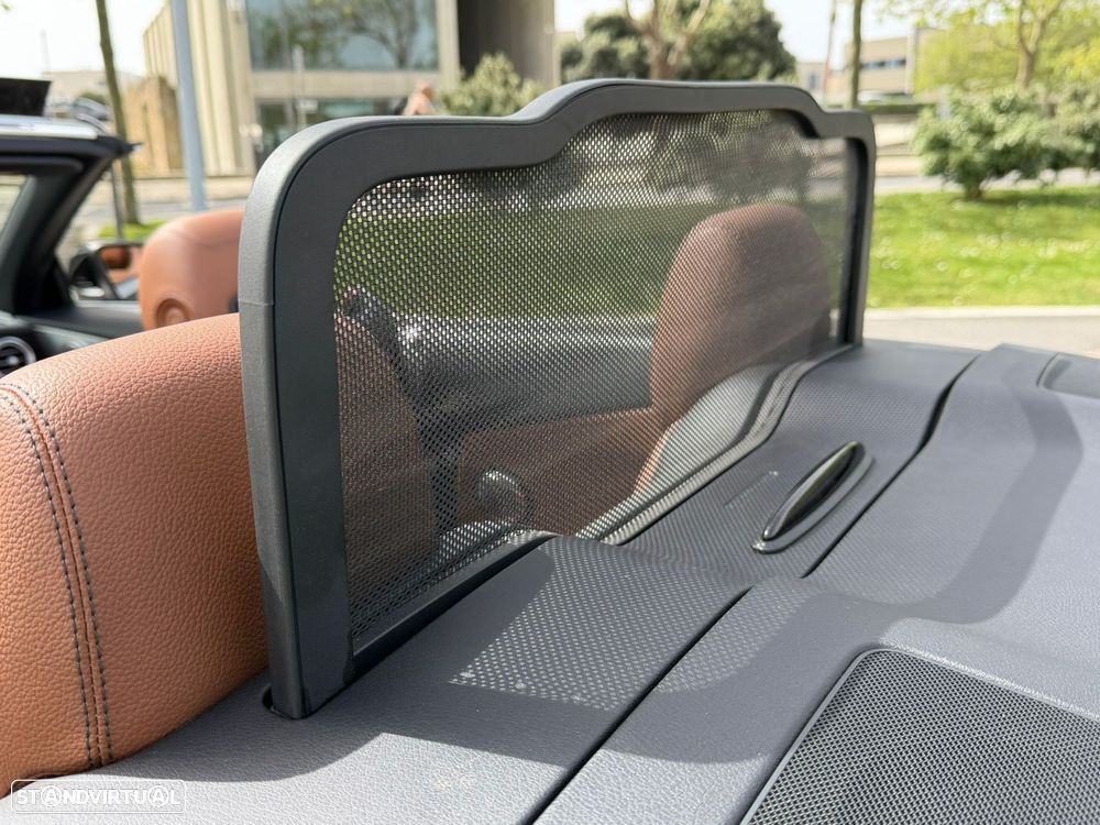 Mercedes-Benz C 200 Cabrio 4Matic 9G-Tronic AMG Line - 21