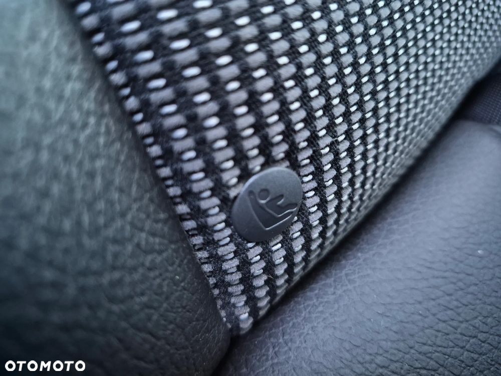 Opel Astra 2.0 CDTI ecoFLEX Start/Stop Exklusiv - 28