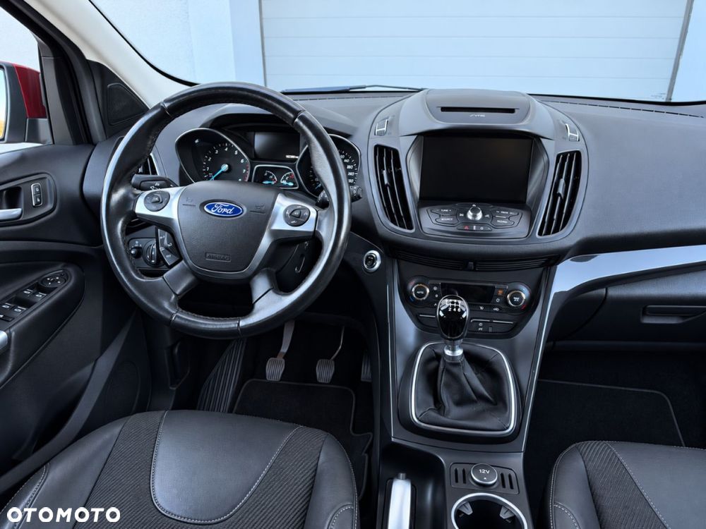 Ford Kuga 1.5 EcoBoost 2x4 Titanium - 21