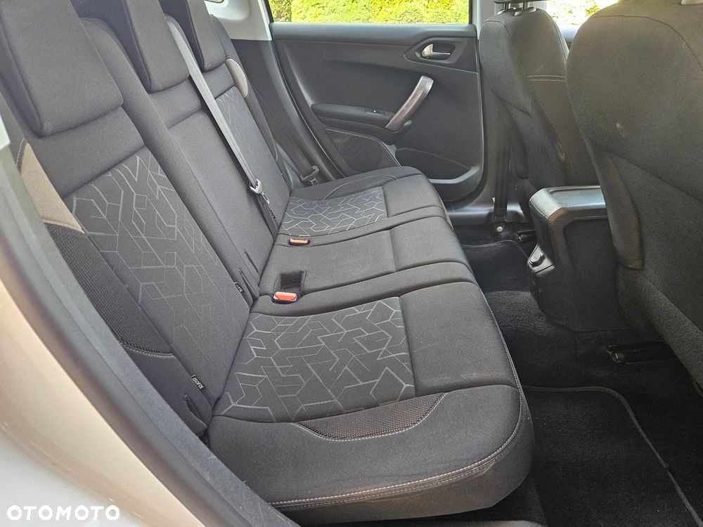 Peugeot 2008 - 24